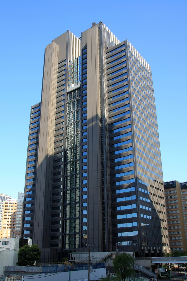 新宿マインズタワーの外観